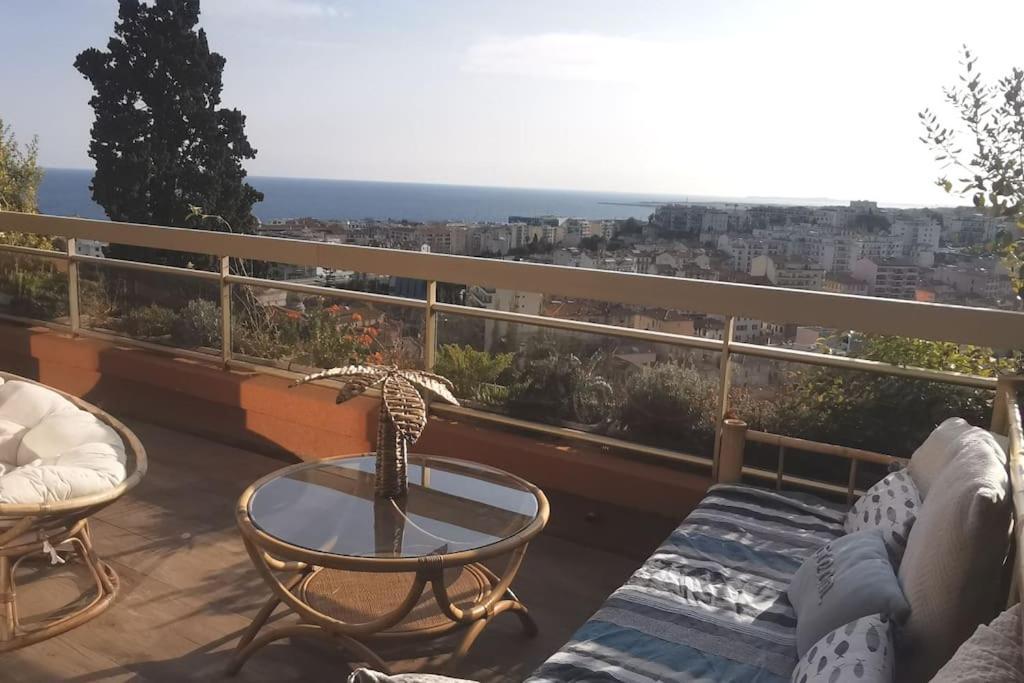 Appartement Nice Centre Vue Mer Avec Piscine Pour Famille, Couple D'Amis Pas De Groupes De Jeunes Autorises Eksteriør bilde